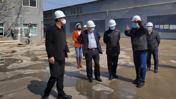 市住房和城鄉(xiāng)建設(shè)局劉玉勇局長、 市建筑工程管理服務(wù)中心孫雷主任一行 到我公司調(diào)研、指導(dǎo)